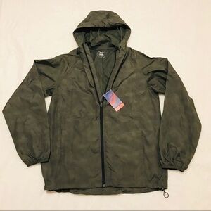 Asics Water & Wind Repellent Packable Jacket sz M